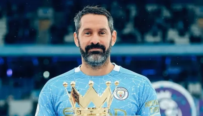Image: Another Legend Departs the Club